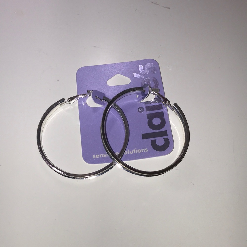 Claire’s hoops